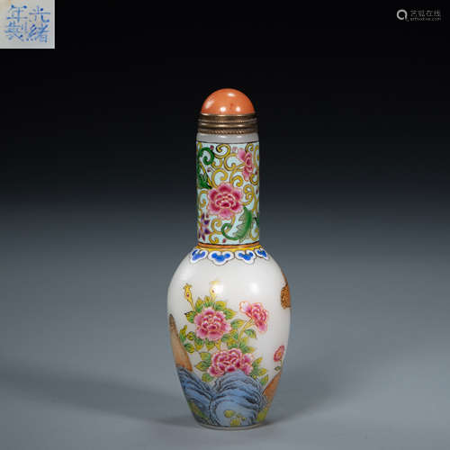 COLORED GLASS SNUFF BOTTLE, QING DYNASTY, CHINA