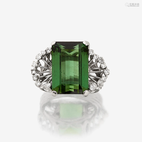 A green tourmaline, diamond, and platinum ring