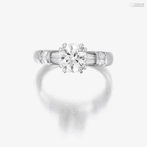 A diamond solitaire, Verragio