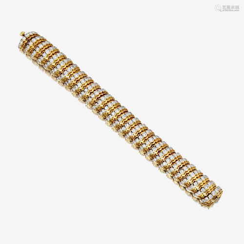 An eighteen karat gold and diamond bracelet, Van Cleef