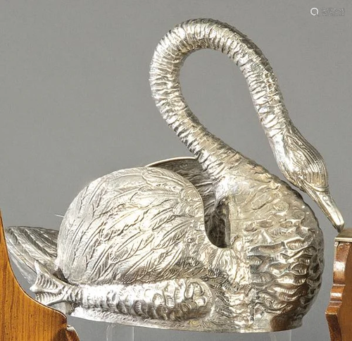 Swan-shaped vase in silver metal in the style of