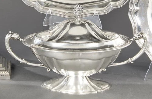 Spanish silver tureen punched 1st Law of Montejo.