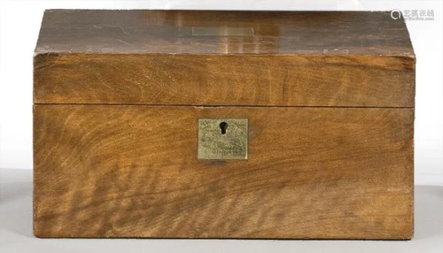 Victorian walnut desk box, England 19th century. With