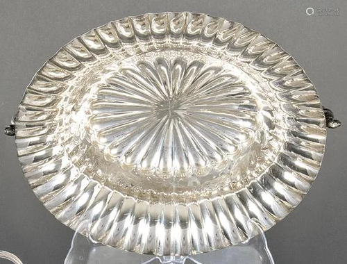 Circular centerpiece, in Spanish silver stamped 1� Ley