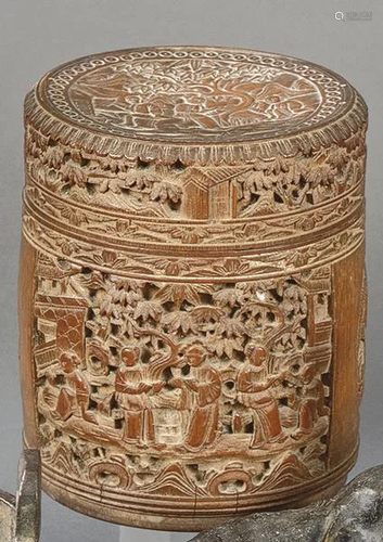 Pot with lid, carved from bamboo, China, Qing Dynasty