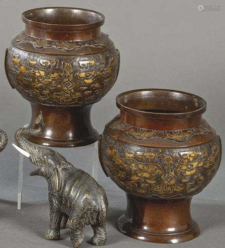 Pair of patinated and gilt bronze vases, Japan 19th