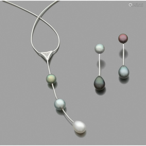 Lorenz BAUMER, Paris Half-set comprising a necklace