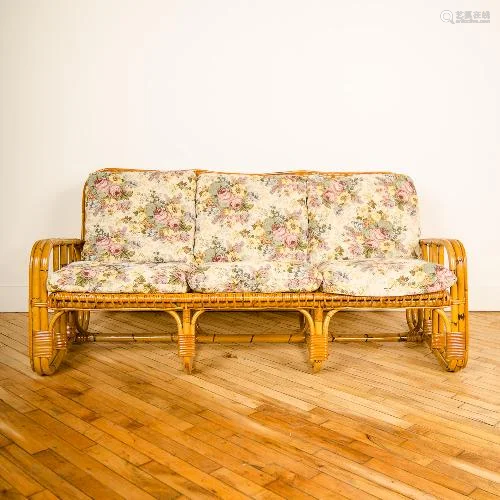 A MCM ITALIAN THREE SEAT RATTAN SOFA CIRCA 1960.