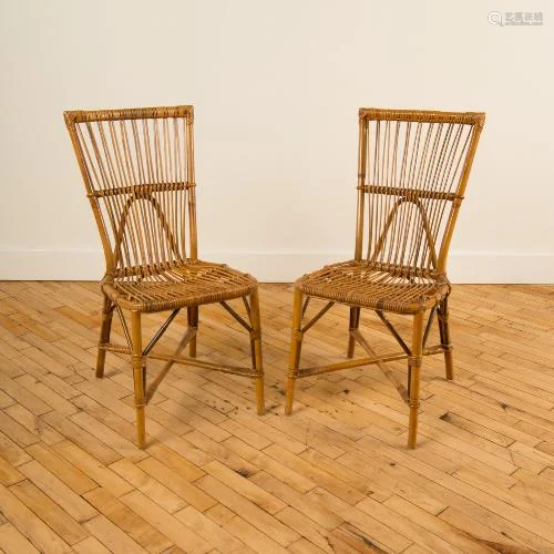 A PAIR OF MID CENTURY MODERN RATTAN SIDE CHAIRS