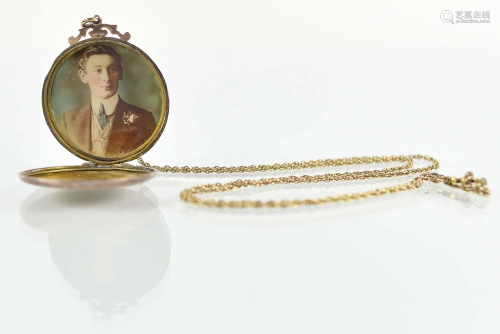 Antique gold locket with chain