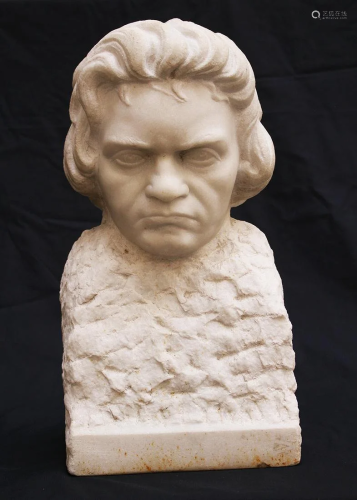 Ludwig van Beethoven ( 1770-1827)-bust