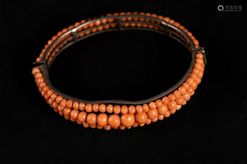 Coral bracelet