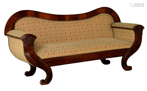 A Biedermeier mahogany veneered sofa, H 96 - W 202 - D