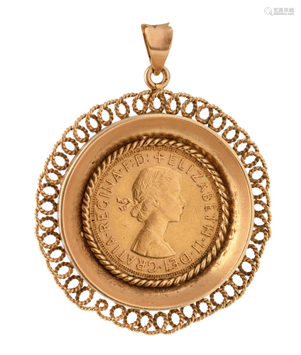 A British Elizabeth II gold Sovereign, 1958, F, set in