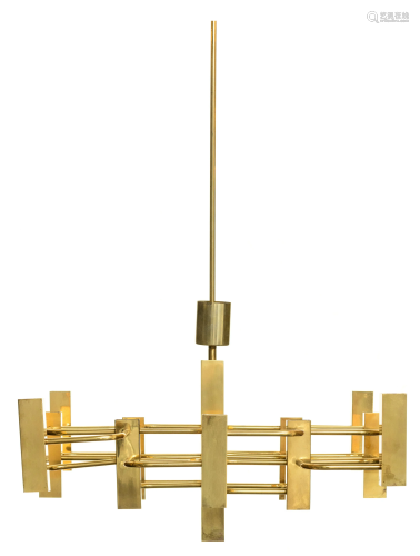 A mid-century Italian design chandelier by Sciolari, H