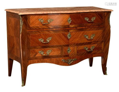 A Rococo style chest of drawers, H 86 - W 126,5 - D