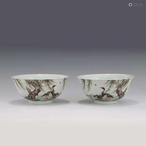 PAIR FAMILLE ROSE DUCK LANDSCAPE BOWLS