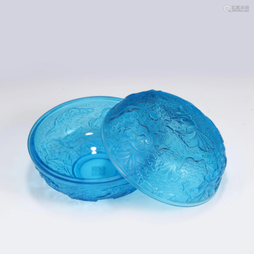 BLUE PEKING GLASS LIDDED BOX