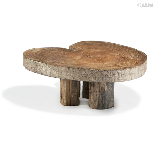 JOSÉ ZANINE CALDAS (1919-2001) Table basse en