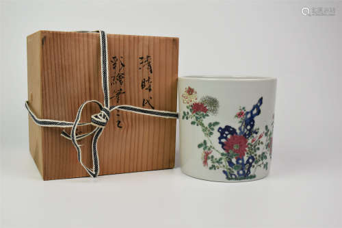Qing Dynasty-Yongzheng Famille Rose Flower Pen Holder