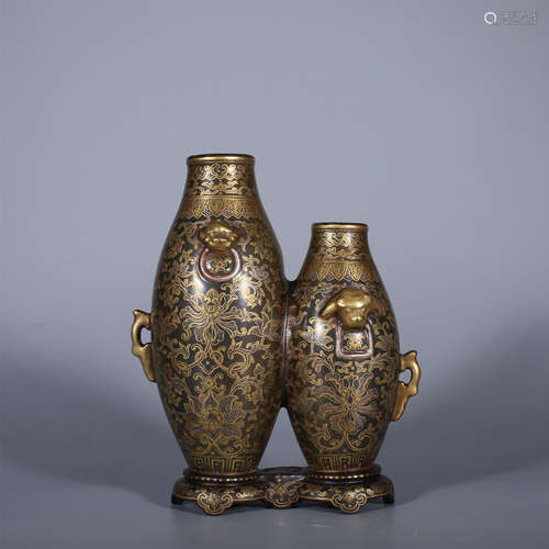 Qing Dynasty-Double-linked tea vase with gold traced on the ...