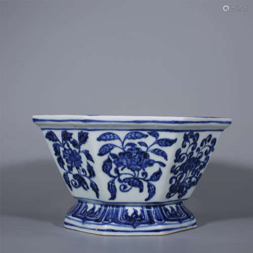 Ming Dynasty-Blue and White Bafang Cup