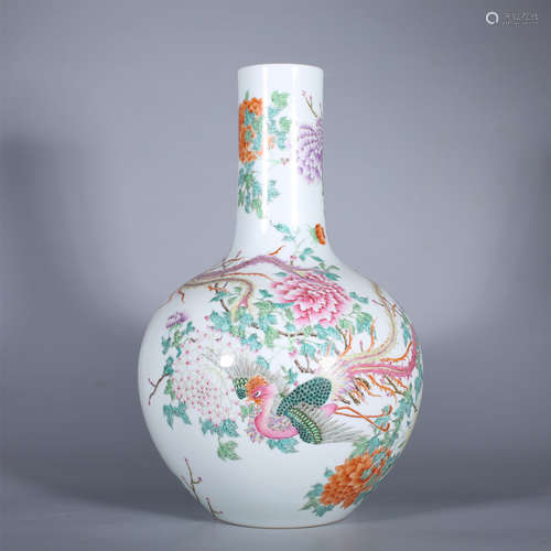 Qing-Yongzheng famille rose celestial bottle