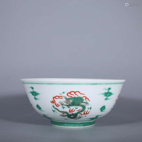 Qing-Jiaqing famille rose bowl