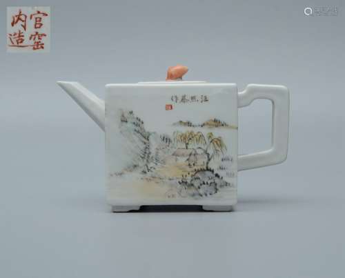 汪照恭浅降彩山水花鸟纹茶壶