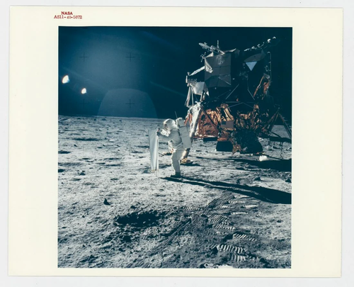 NASA Original Photograph Red Letter AS11-40-5872