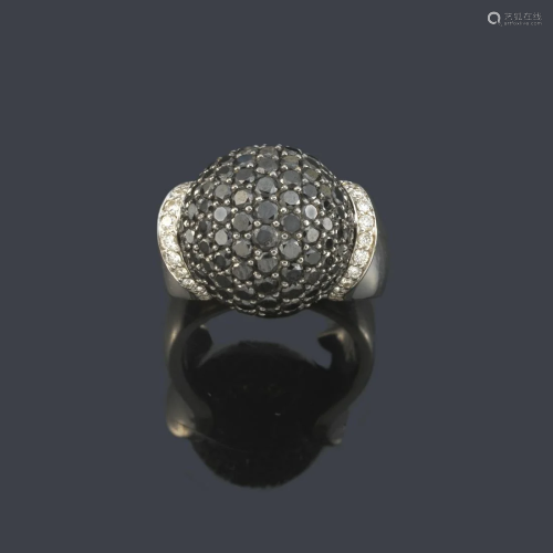 Ring with a spherical motif set with black diamonds of