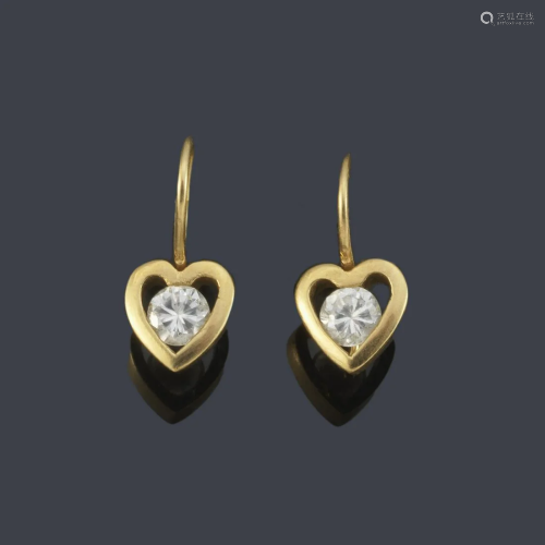 Short heart-shaped earrings with a pair of diamonds of