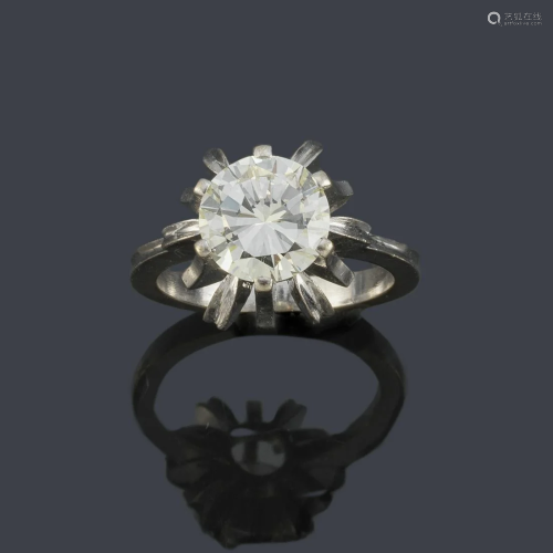 Solitaire with brilliant of approx. 1.82 ct in 18K