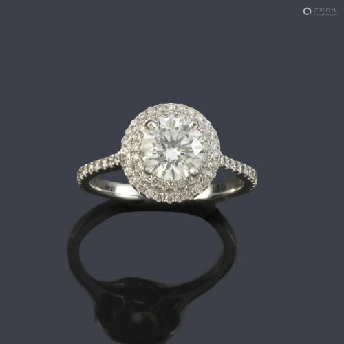 Solitaire with a central brilliant of approx. 1.08 ct