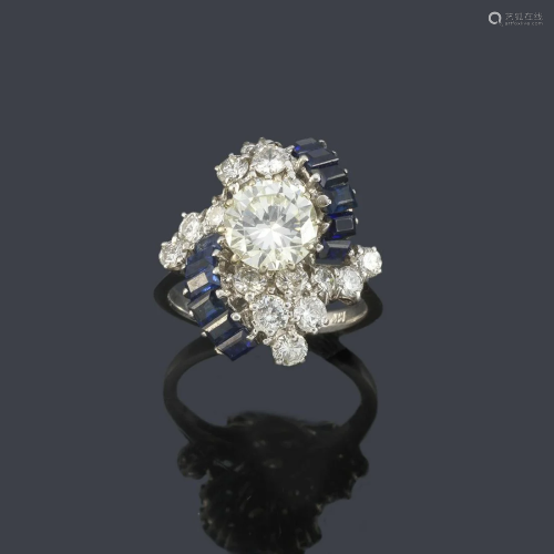 Ring with central brilliant of approx. 1.60 ct with