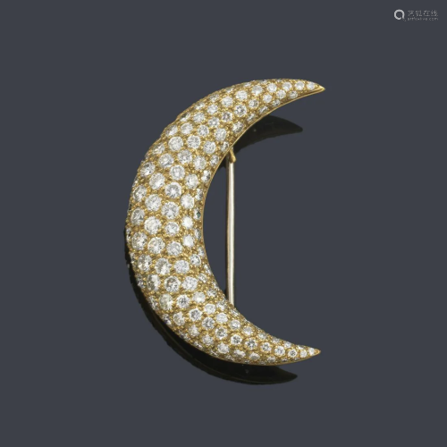LUIS GIL Crescent-shaped brooch with diamond pavé