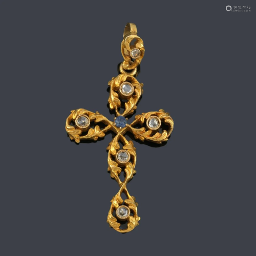Art Nouveau' cross with rose cut diamonds and central