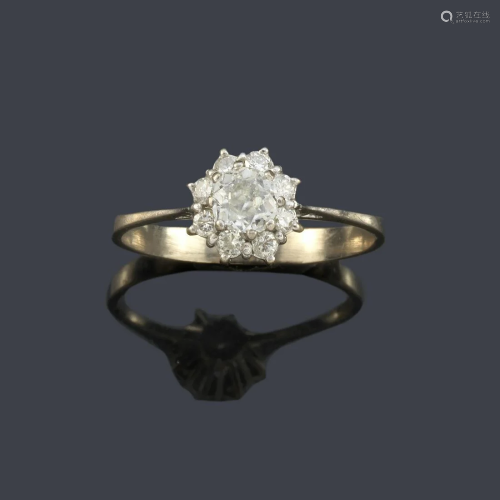 Ring with brilliant and ancient cut diamond of approx.