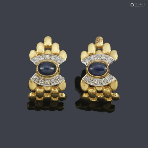 Creoles with cabochon sapphires and brilliants in 18K