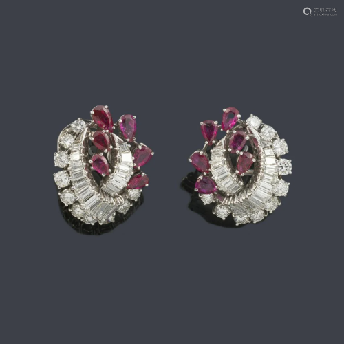 ALDAO Short earrings with pearl cut rubies of approx.