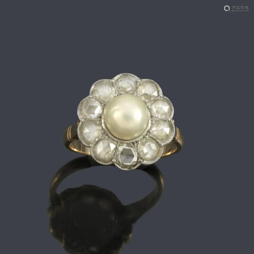 Rosette ring with central pearl and rose cut diamond