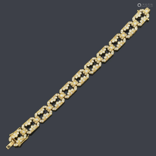 Bracelet with openwork links with diamonds of approx.