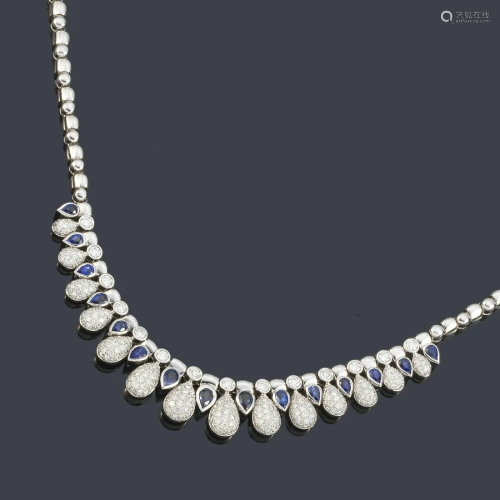 Necklace with goatee-cut sapphires of approx. 2.25 ct