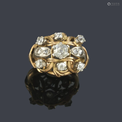 Retro ring with old-cut and rose-cut diamonds of