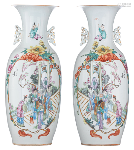 A pair of Chinese famille rose double-side decorated