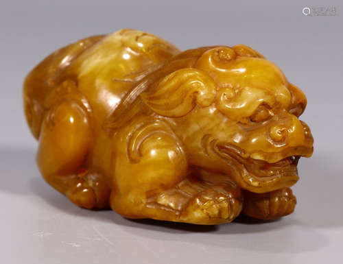 TIANHUANG STONE LION PENDANT