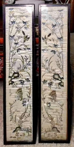 PAIR OF FLOWER BIRD PATTERN EMBROIDERIES