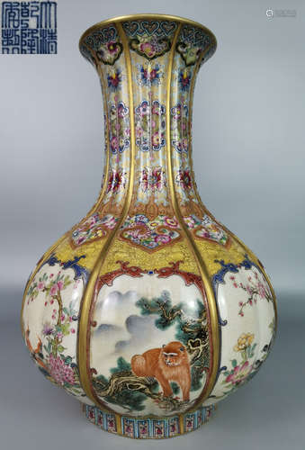 QIANLONG MARK ENAMELED GLAZE LOUTS PATTERN VASE