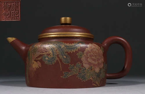 KANGXI MARK PHOENIX PATTERN WITH GILT ZISHA POT