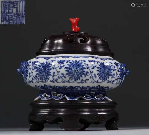 BLUE&WHITE GLAZE WRAPPED FLOWER PATTERN CENSER